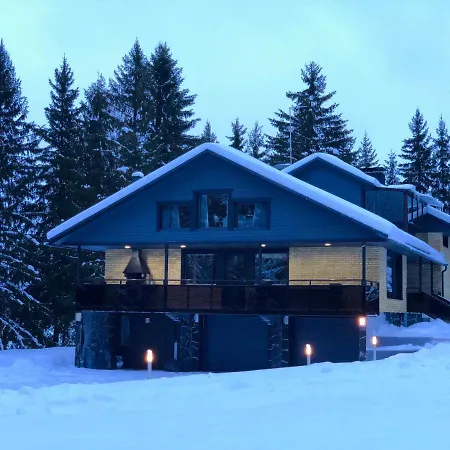 Loma-asunnot Grand House In The Forest *